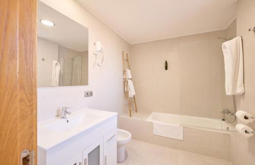 Apartamentos Isla del Sol - Photo 59