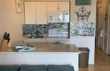 Corpus Christi North Beach Cozy Condo, 2 Heated pools and Balcony Ocean Views! - Foto 11