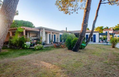"LA VILLA DES HAUTES MERS" Villa 4 étoiles, 10 personnes, piscine privée chauffée, parc arboré, proche plage et marais - Foto 46