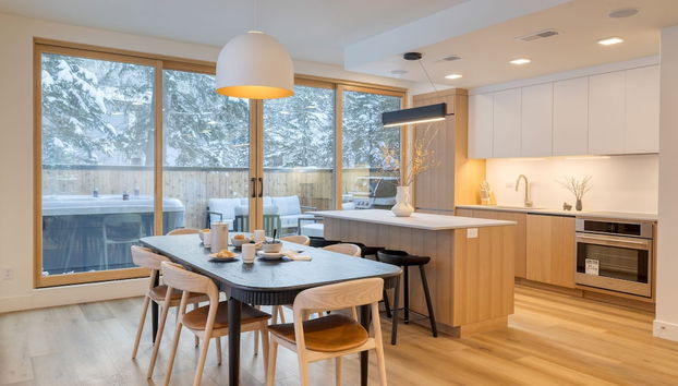 Parkview Mountain House Luxury Ski Home w Hot Tub Near Trails Downtown - Foto 4, Habitación