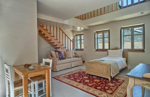 Haones Suites - Photo 16