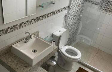 Casa com piscina, grande e espaçosa no Condomínio dos Pássaros - Foto 28