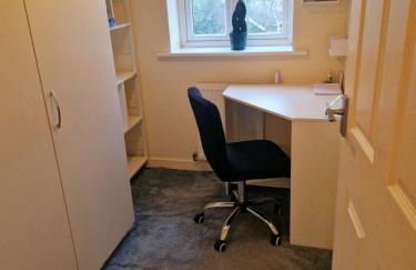 Cosy Two-Bedroom house with study room in a good location in Brentry - Foto 8