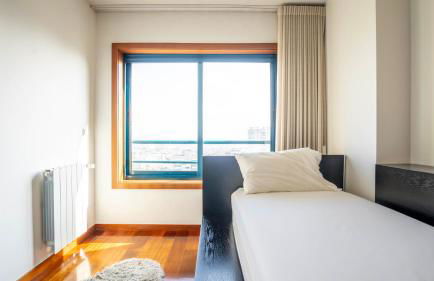 Seaside 3BR Flat in Póvoa by LovelyStay - Foto 15