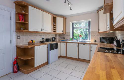 Hot Tub, 3 Bedroom Retreat, Near Snowdon, WIFI, Parking, Sleeps 6 - Foto 32