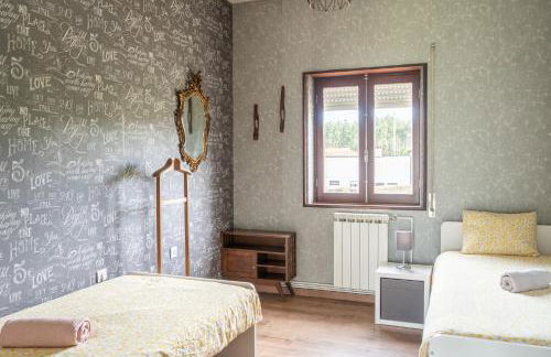 House with pool and garden in Esmoriz near Porto - Foto 16