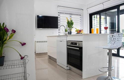 Modern villa with a private pool - Foto 11