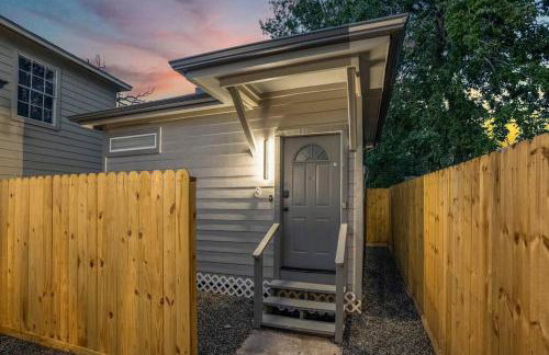 HTX Ultra Studio Suite #3 - Photo 11