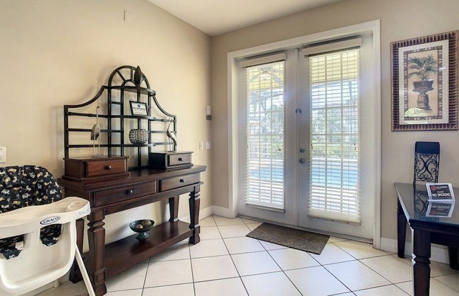 Fantastic 7 Bed 6 Bath In Prestigious Gated Comm. 7 Bedroom Villa by Redawning - Foto 3