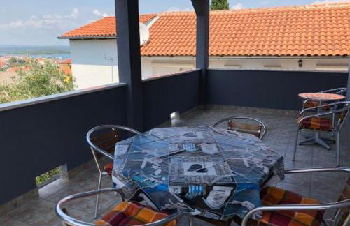 Lili Murter - Foto 24