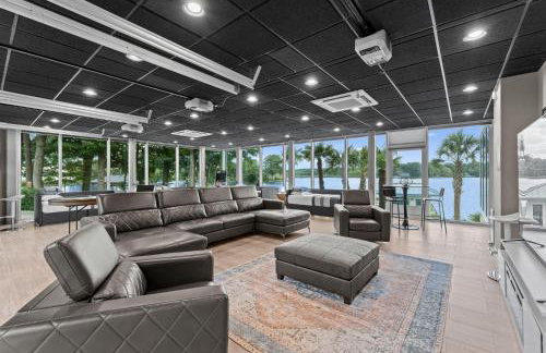 The Glass Mansion w/Optional Boat Rental - Foto 17