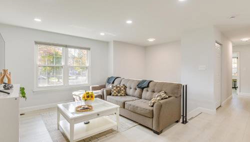 Near Top Attractions Deck Dining at Severn Home! - Foto 5