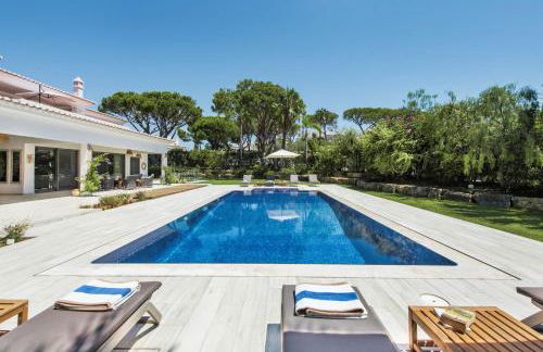 Dazzling Almancil Villa Villa Magorian 4 Bedrooms Spacious Furnished - Photo 21