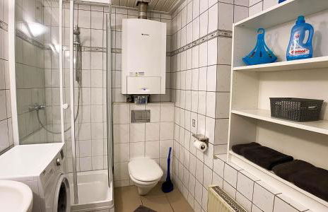 central working and living apartments - Photo 20