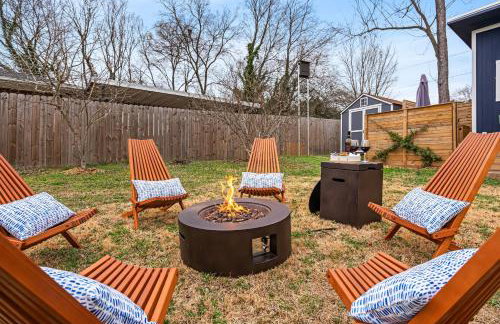 3BD plus 1BD Tiny Home - Outdoor Movie & Yard Fun - Foto 47