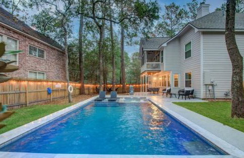 Luxury Mansion Dream Home - 6 Bed Pool Grill - Photo 36