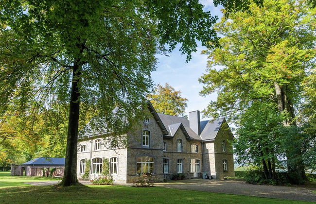 Mansion in Beauplateau Near Forest - Photo 36