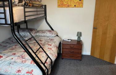 Cosy Warm, Sleeps 6, Bath, Central Ryde - Photo 4