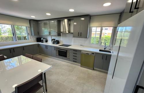 Casa Palmeras Golf Piscina y jardin privado BBQ - Foto 19