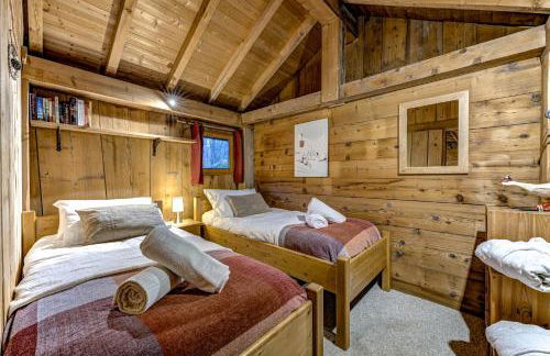 Tiki Lodge - hot tub & sauna - Photo 24