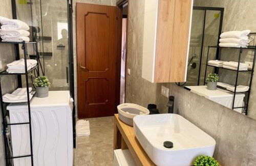Modern 2 Bedroom Flat with Private Parking - Rome - Foto 7