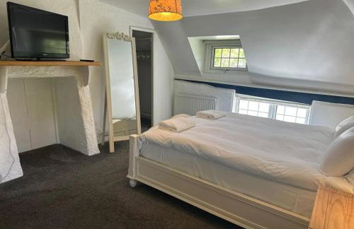 Beautiful Thatched Cottage with Outdoor Pool, Secure Garden, Dog & Family Friendly! Chichester Holiday Properties - Foto 45