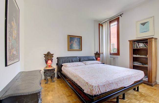 PEGGY-Guggenheim - Photo 5