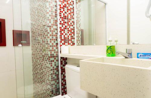 Lindo Flat temático - Asa Sul 913 apartamento - self checkin - garagem - Portaria 24h - Aeroporto - Rodoviária - Foto 15