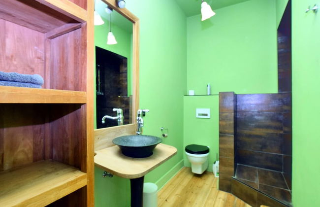 A Beautiful Art Nouveau House With an Enormous Garden - Foto 22