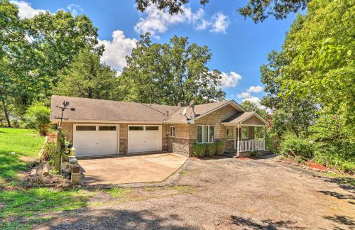 Norfolk Lake Getaway The Kingfisher with Deck - Foto 32