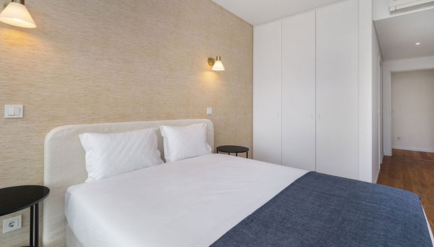 WHome Urban Retreat w/Parking, Elevator & AC by Benfica Stadium - Foto 5, Habitación