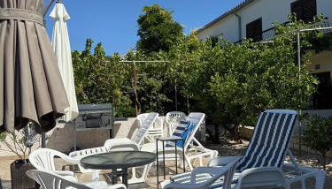 Apartmani Katarina - Foto 3, sunbed