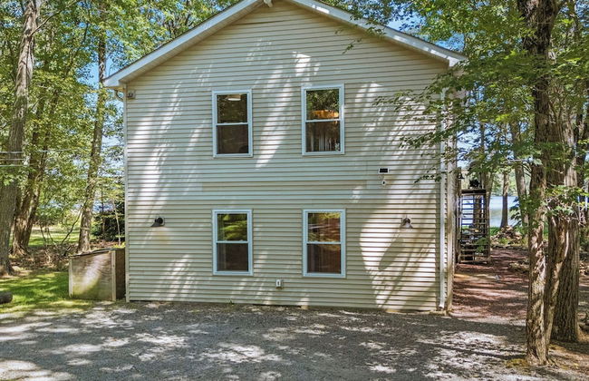 Lake Daze by Avantstay Lakefront w/ Modern Interior, Enclosed Porch & Hot Tub - Foto 52