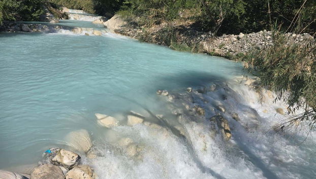 Piscinas naturais de água termal