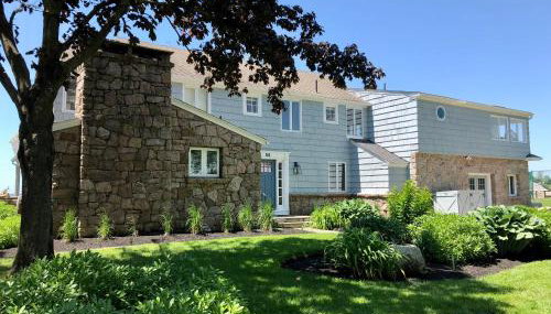 Direct Waterfront 4 Bedroom Beach House With Stunning LI Sound Views & Private Beach - Foto 2, Garden, Garden view