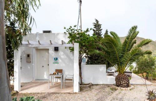 TurAlmeria - Casa Tranquila con Jardín y Aparcamiento privado - Foto 39