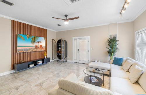 2 King Suites - Hot Tub - Large Patio - Sleeps 12 - Foto 47