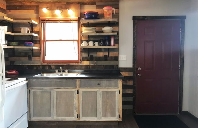 Calm Waters Cabin Resort - Photo 43