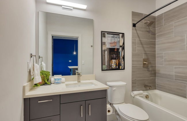 Wonderstruck Walkable Midtown Location at Odyssey Pool BBQ Fitness Room - Foto 22