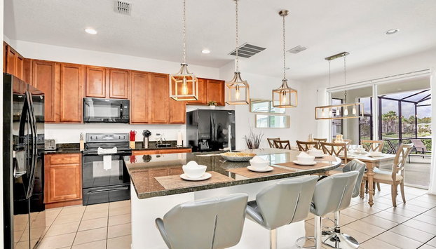 18 Guest Resort Home - Pool BBQ - Near Disney - Foto 2, Habitación