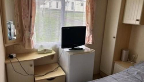 2Bed-Cabin Sleeps 4 WiFi Free Parking Sea Views - Foto 5