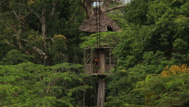 Tirolesa em Iquitos