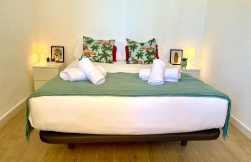 GATU Villa Cielo y Mar junto la playa, terraza , wifi y vista al mar ," Preferente mayores de 25 años y familias " - Foto 21