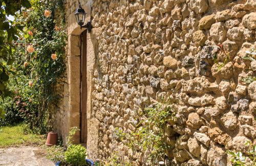 Farmhouse With Private Pool, Large Garden and Playground - Foto 38