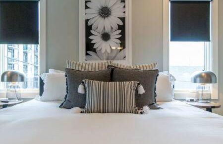 2 Homes, 7BR Rooftop Getaway In Trendy Town Near Downtown, 5 Mins to Nissan Stadium, Less than 10 Mins to Broadway, 24 Hr Hospitality, Great for Groups - Foto 37