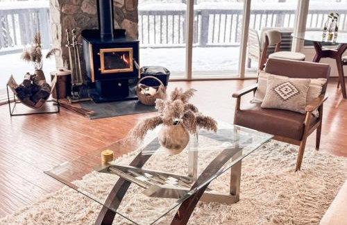 Wildland Aerie at Treehaus with Creekside Hot Tub Pets OK - Foto 9