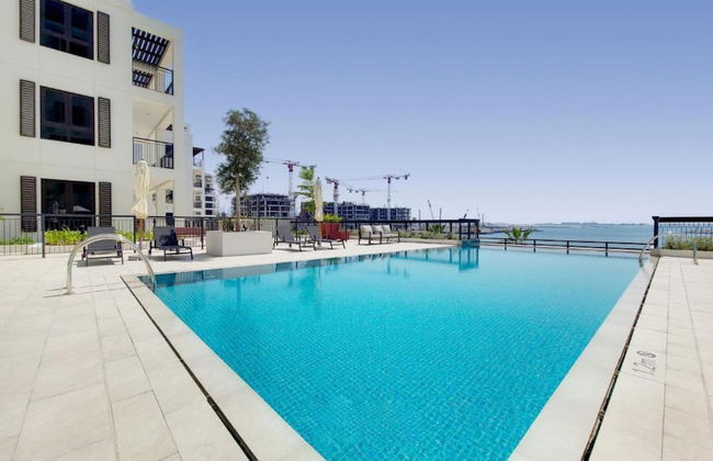 Maison Privee - Stunning Waterfront Apt w/ Open Sea Vws in La Mer - Foto 23