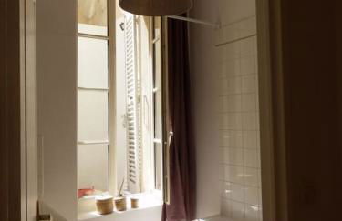 2 pièces dans le centre avec petite terrasse 3*** - Foto 7