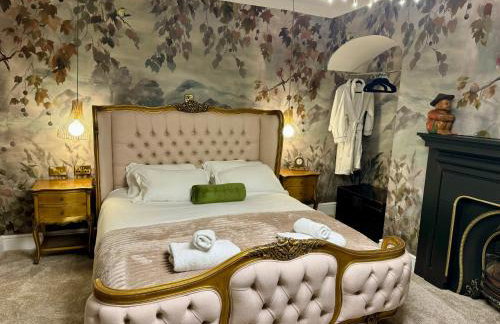 Secret Garden House - 7 bed Manor House with Hot Tub and Magical walled Gardens - Foto 7