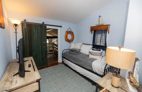 Lagoon Life in Tuckerton Beach with Dock - Foto 73